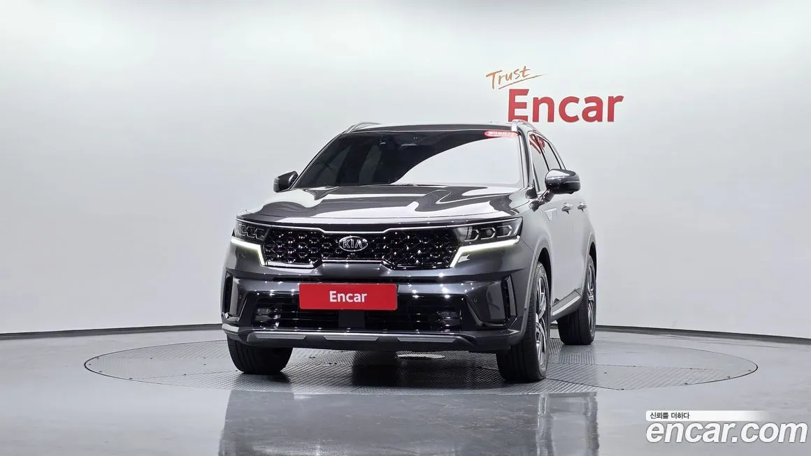 Kia Sorento — фото 5