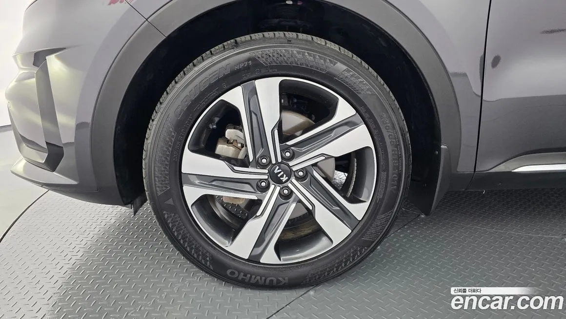 Kia Sorento — фото 10