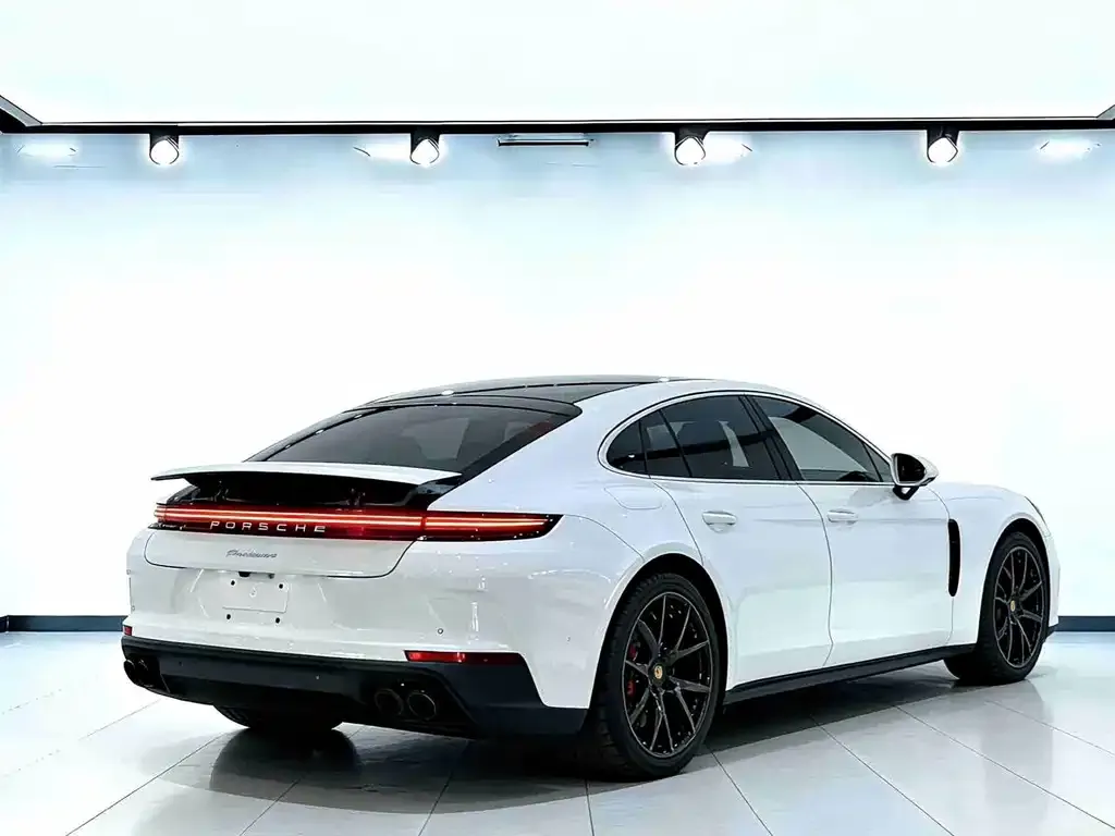 Porsche Panamera 2025 из CN, фото 9