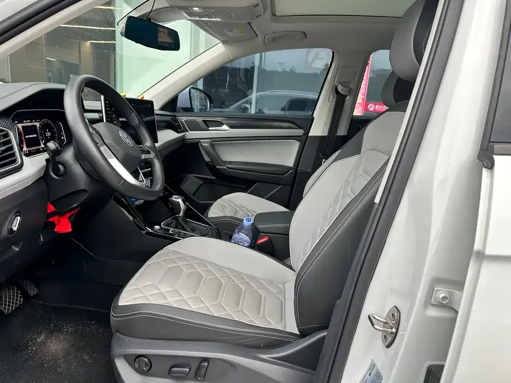 Volkswagen Tayron 2023 из CN, фото 9