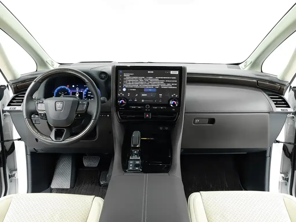 Toyota Vellfire — фото 6