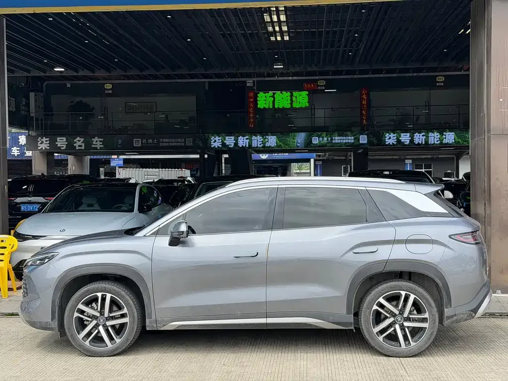 BYD L DM-i 2024 из CN, фото 10