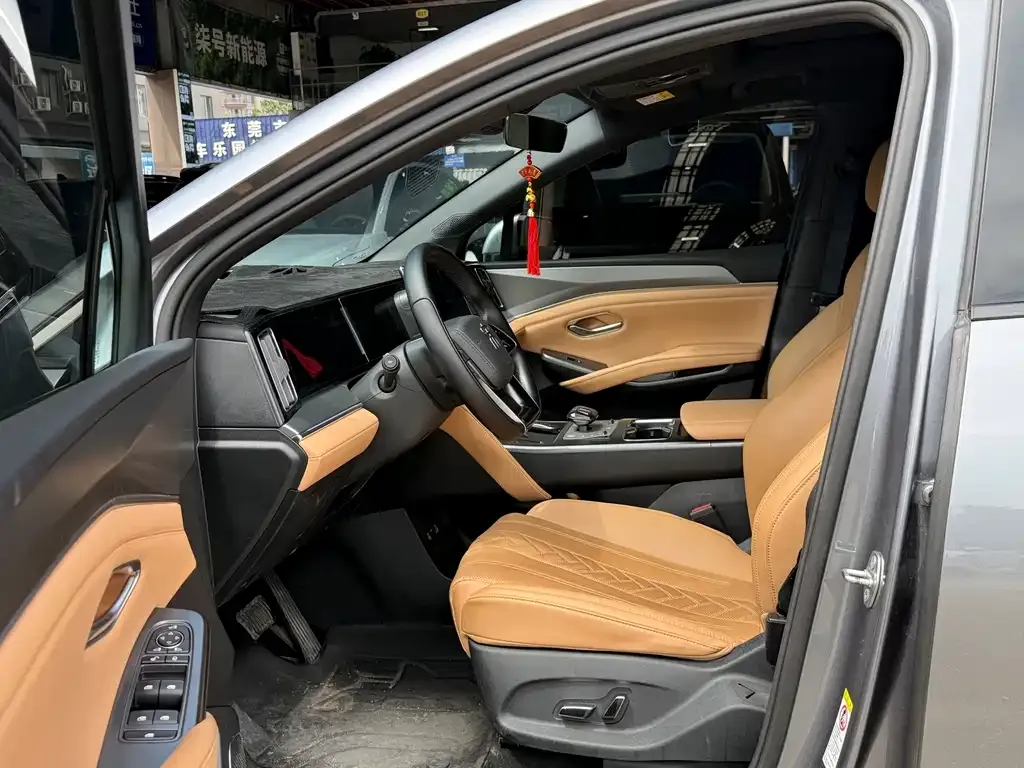 BYD L DM-i 2024 из CN, фото 3