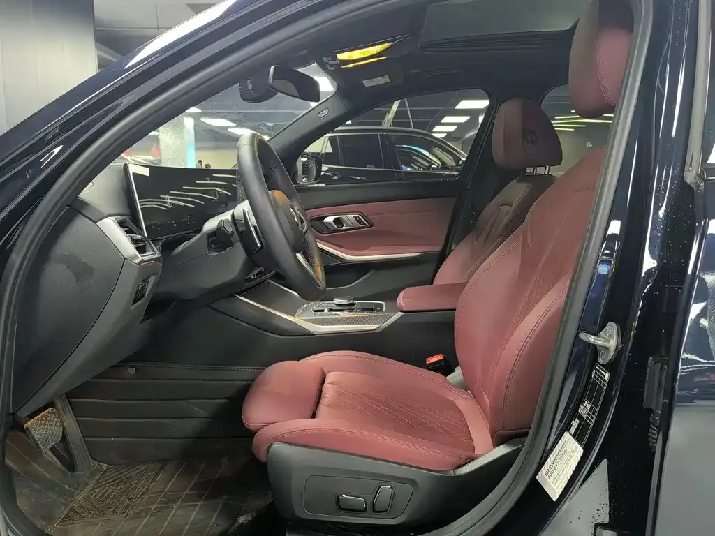 BMW 3 Series 2023 из CN, фото 4