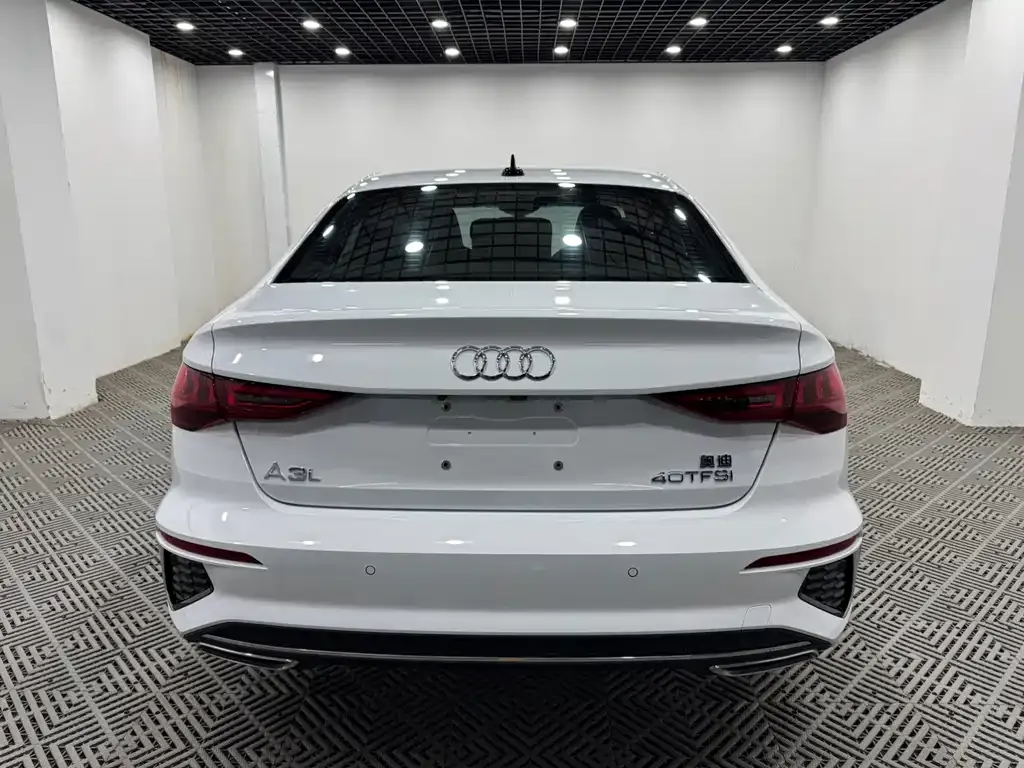 Audi A3 2023 из CN, фото 6