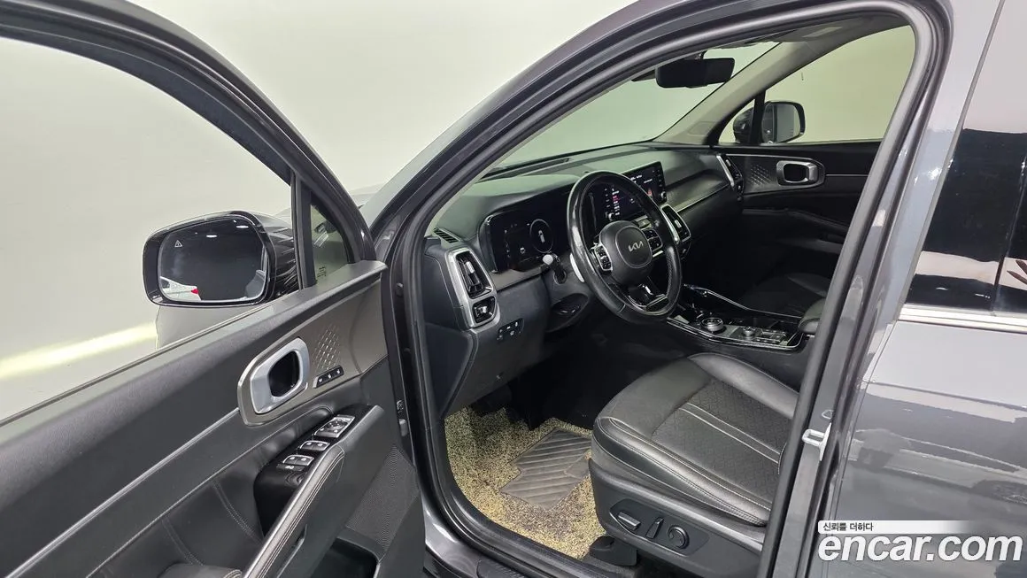 Kia Sorento — фото 7