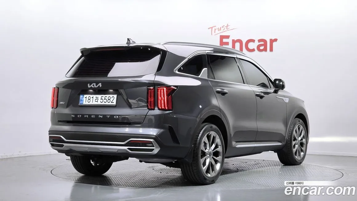Kia Sorento — фото 10