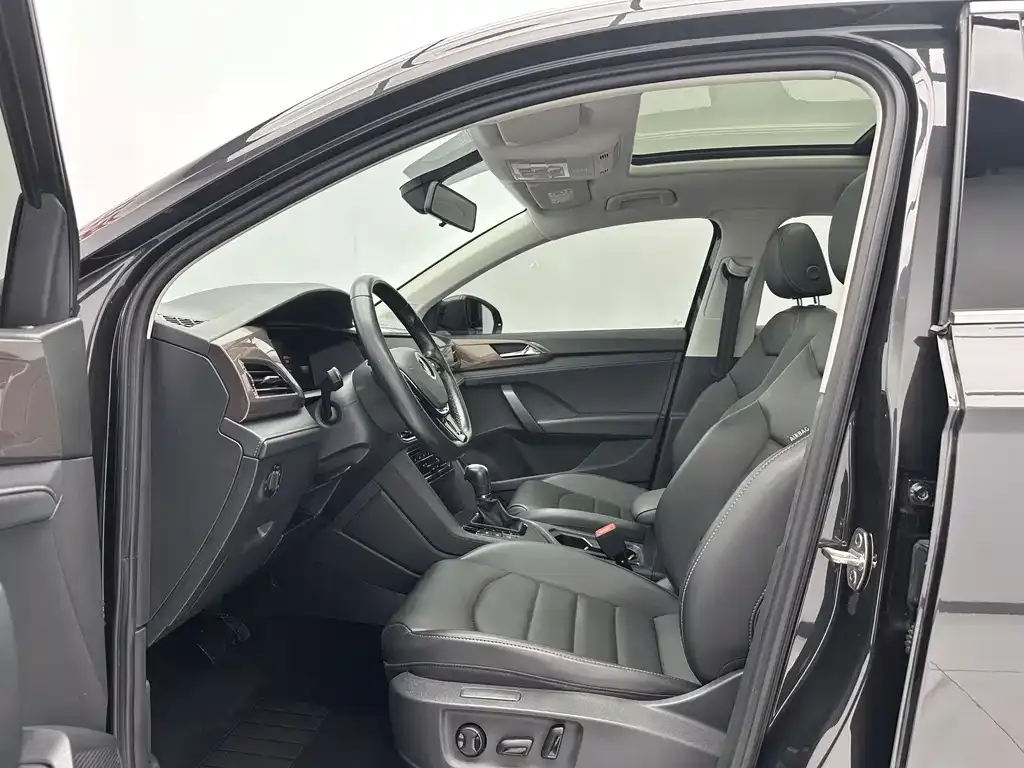 Volkswagen Tharu 2022 из CN, фото 4