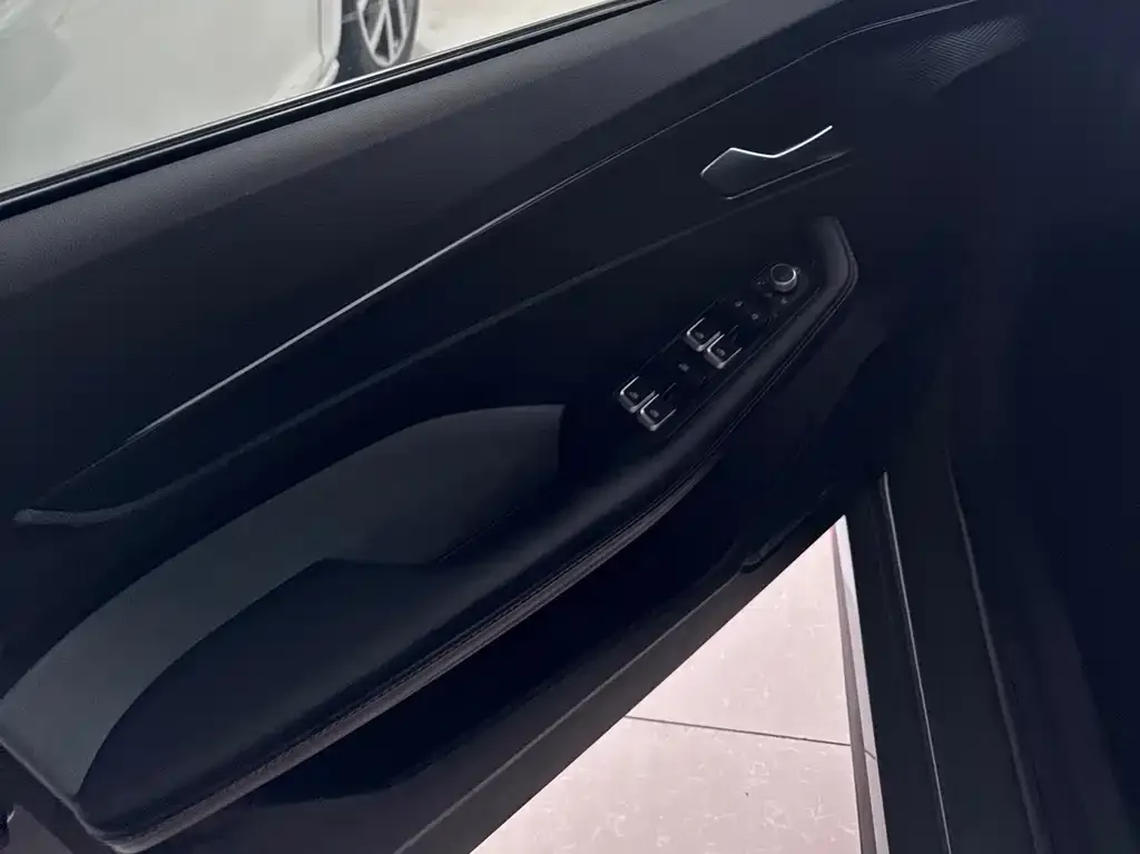 Geely Binrui — фото 2