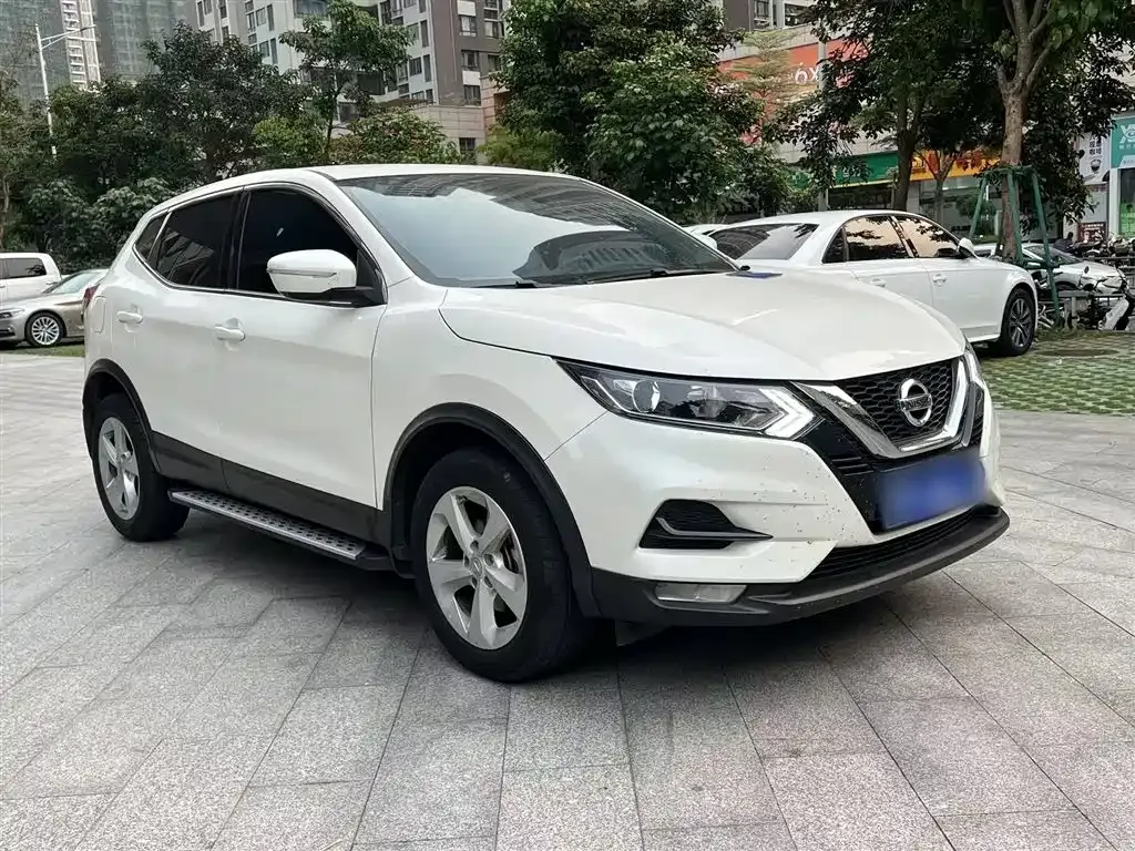 Nissan Qashqai — фото 5