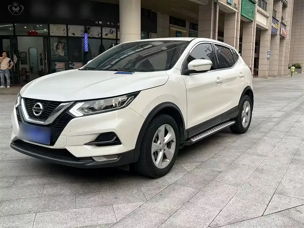 Nissan Qashqai — фото 6
