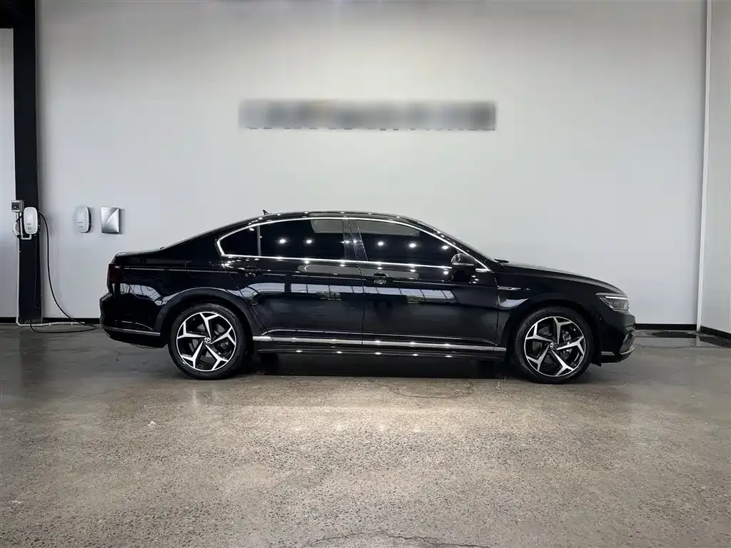 Volkswagen Magotan 2023 из CN, фото 7