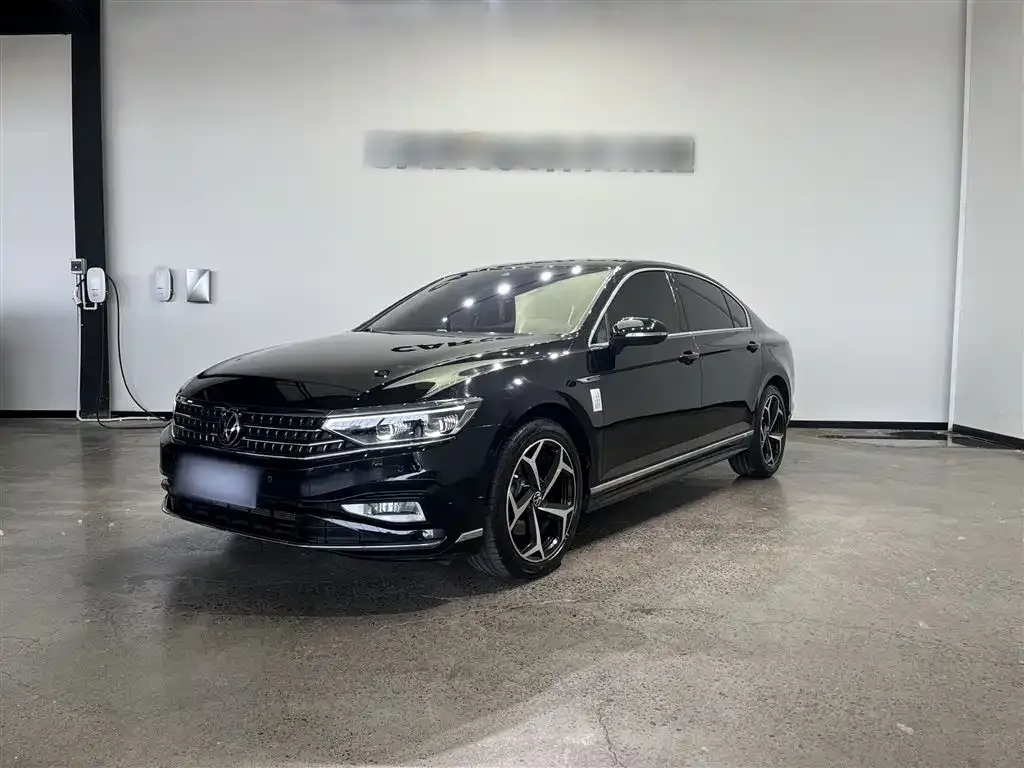 Volkswagen Magotan 2023 из CN, фото 3