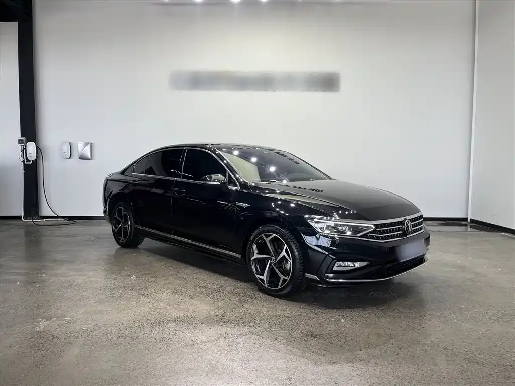 Volkswagen Magotan 2023 из CN, фото 5