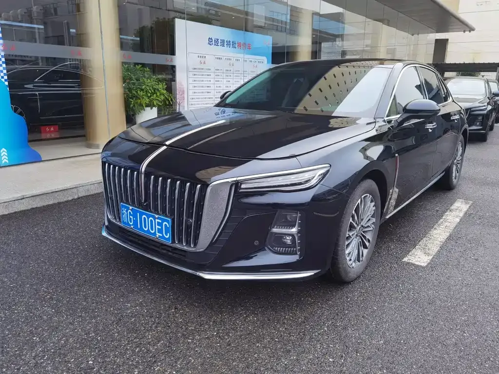 Hongqi H5 — фото 1
