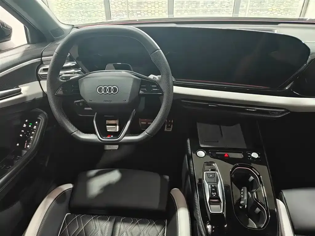 Audi A5L — фото 7