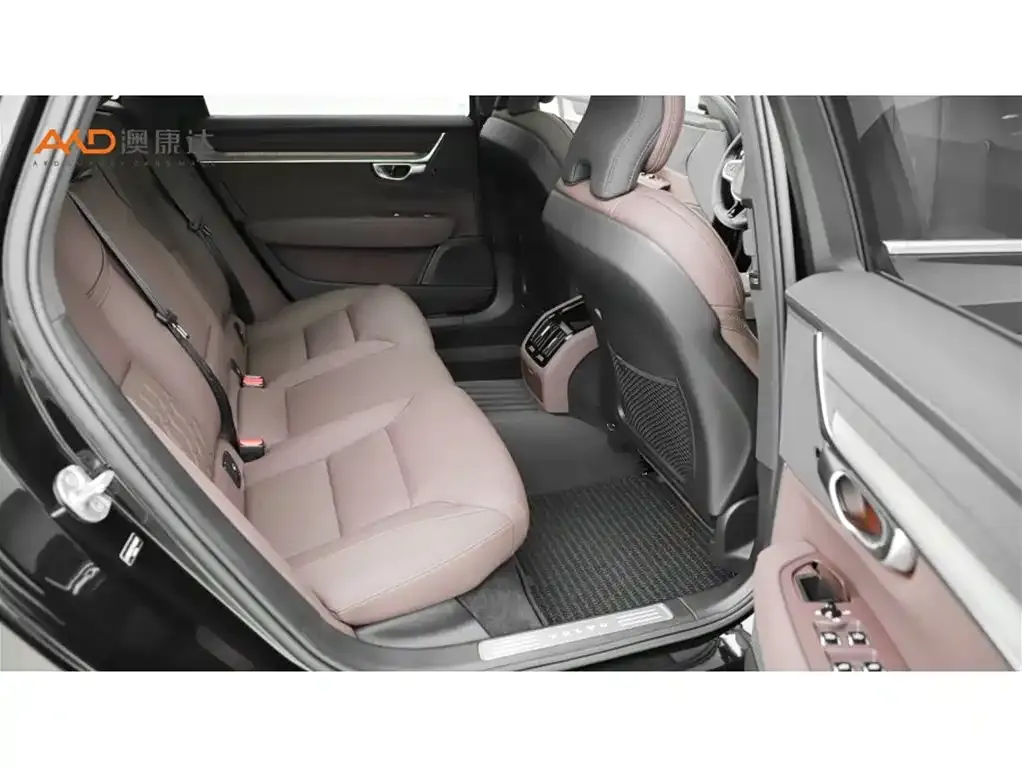 Volvo S90 2025 из CN, фото 3