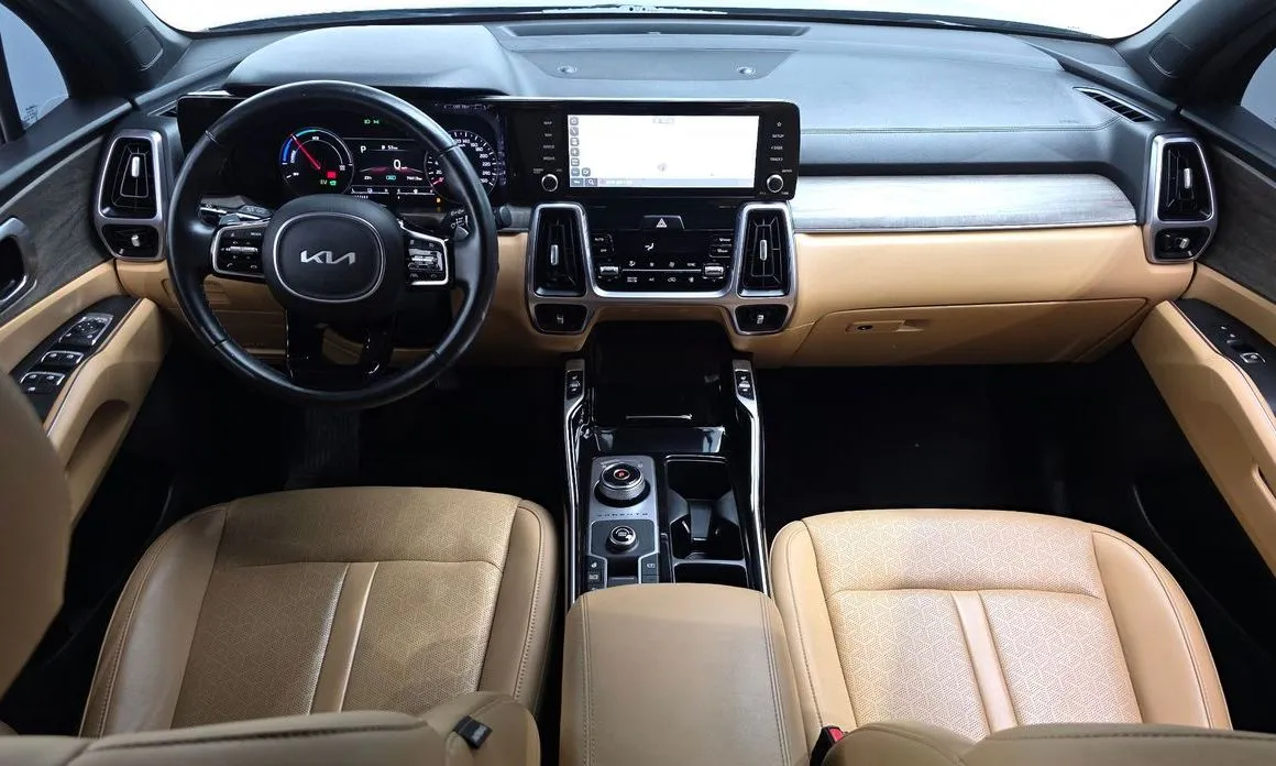 Kia Sorento — фото 8