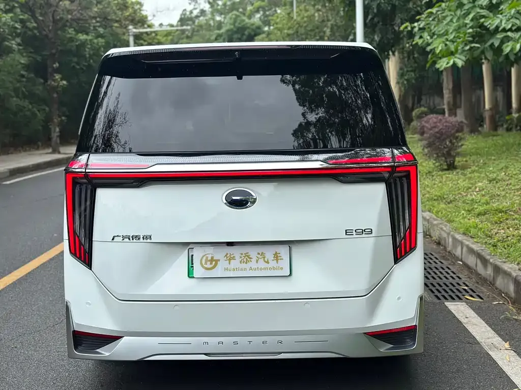 GAC Motor Trumpchi E9 — фото 8