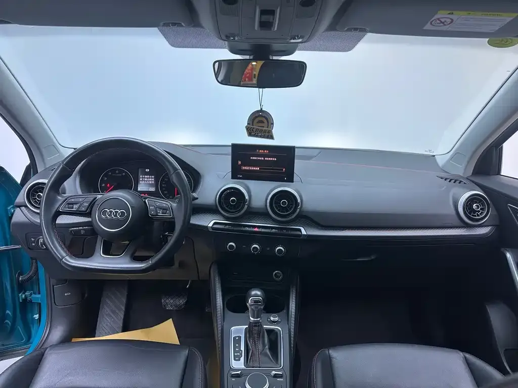Audi Q2L 2023 из CN, фото 8