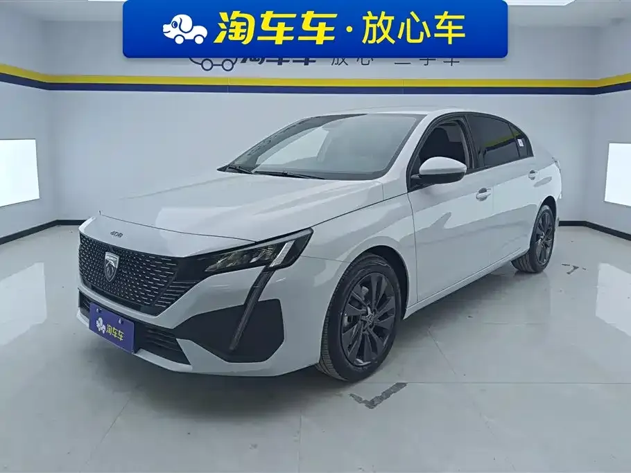 Peugeot 408