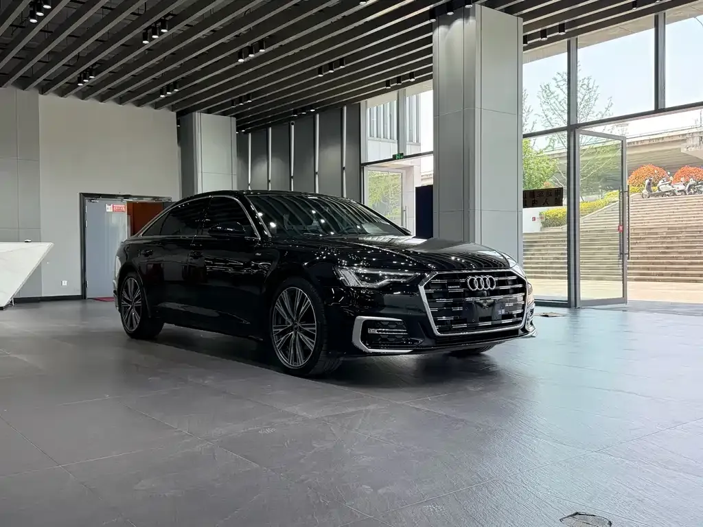 Audi A6L — фото 6