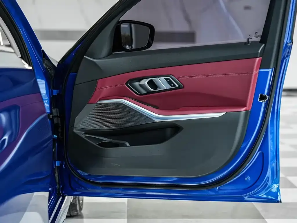 BMW 3 Series — фото 10