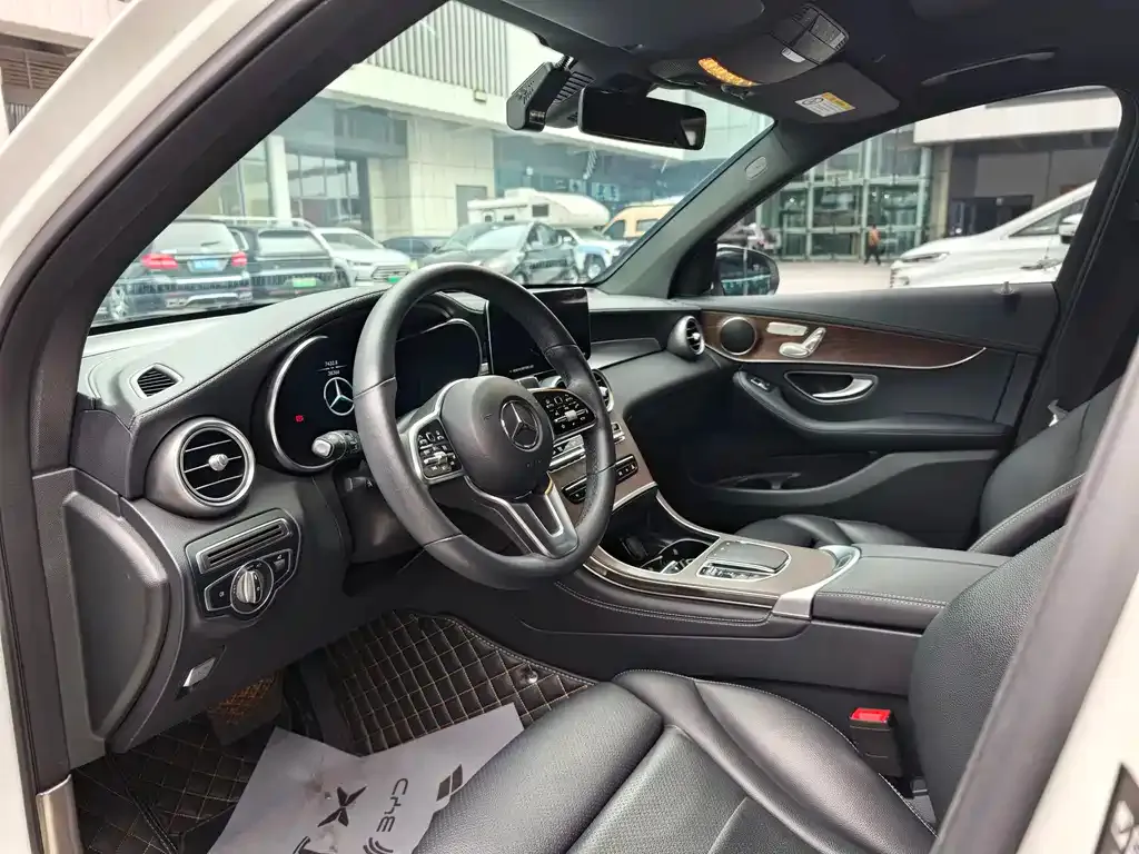 Mercedes-Benz GLC 2022 из CN, фото 8