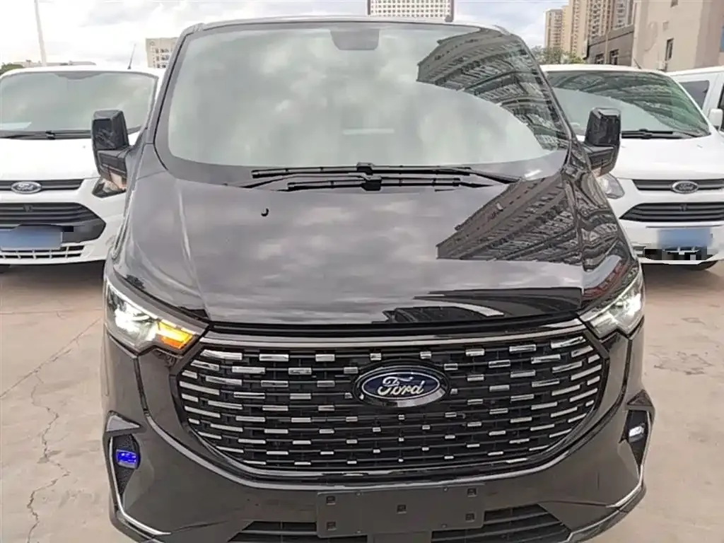 Ford Tourneo 2023 из CN, фото 7