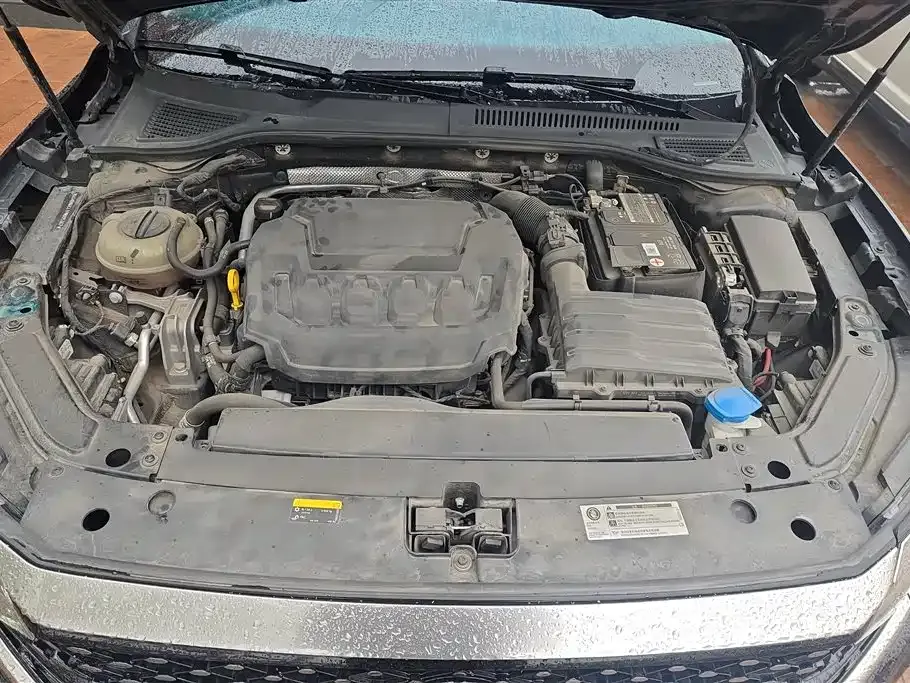 Volkswagen Passat 2023 из CN, фото 10