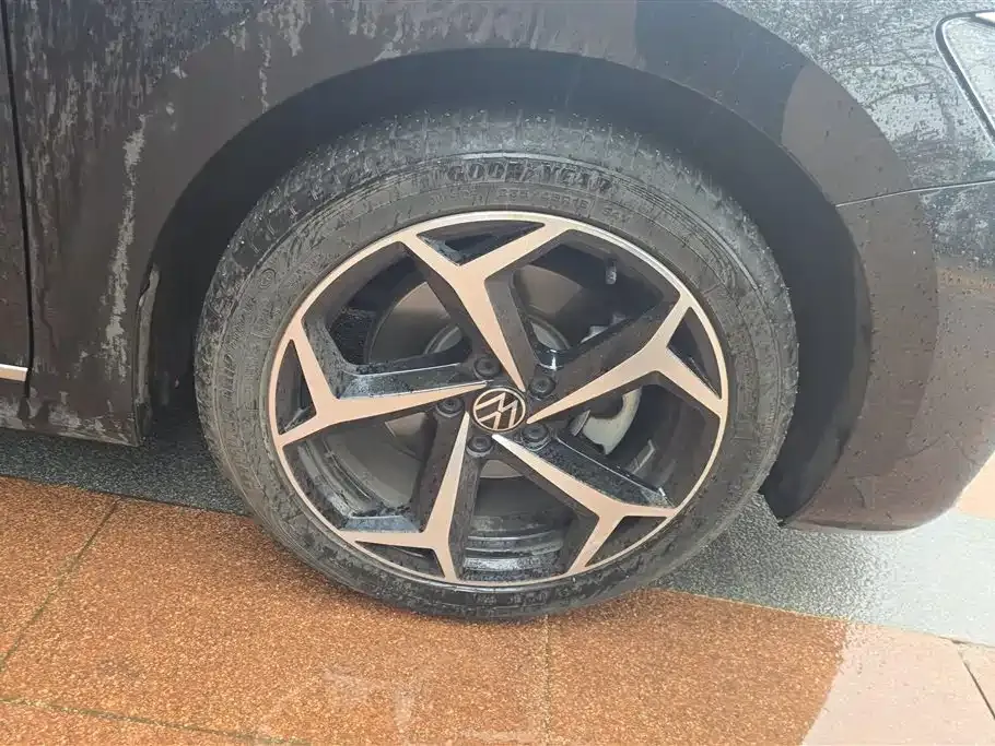 Volkswagen Passat 2023 из CN, фото 5