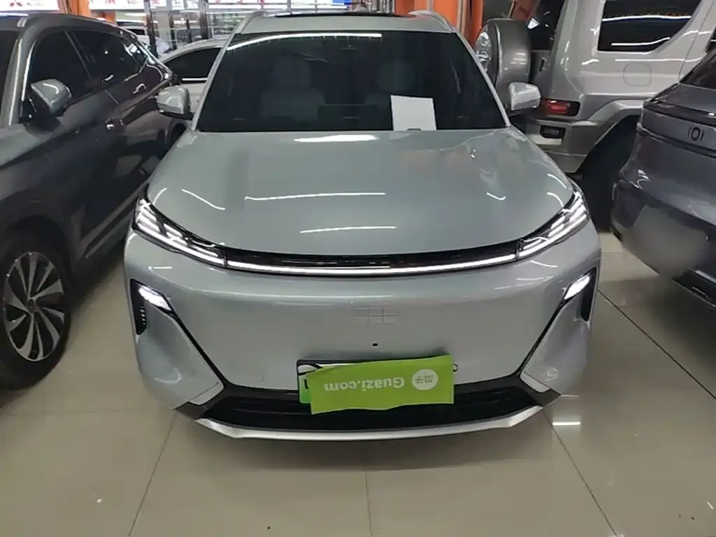 Geely Galaxy Xingjian 7 — фото 10