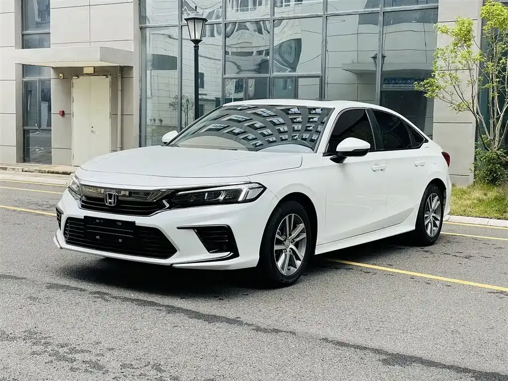 Honda Civic — фото 1