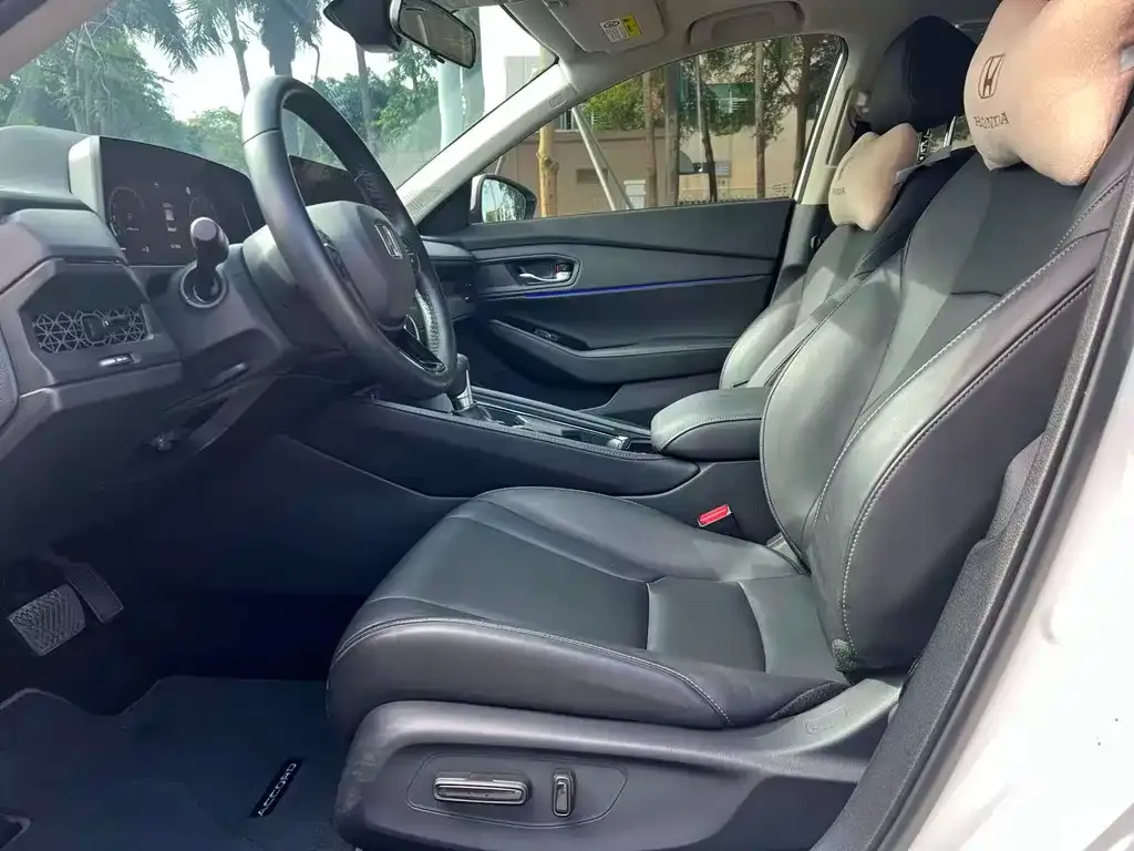 Honda Accord — фото 5