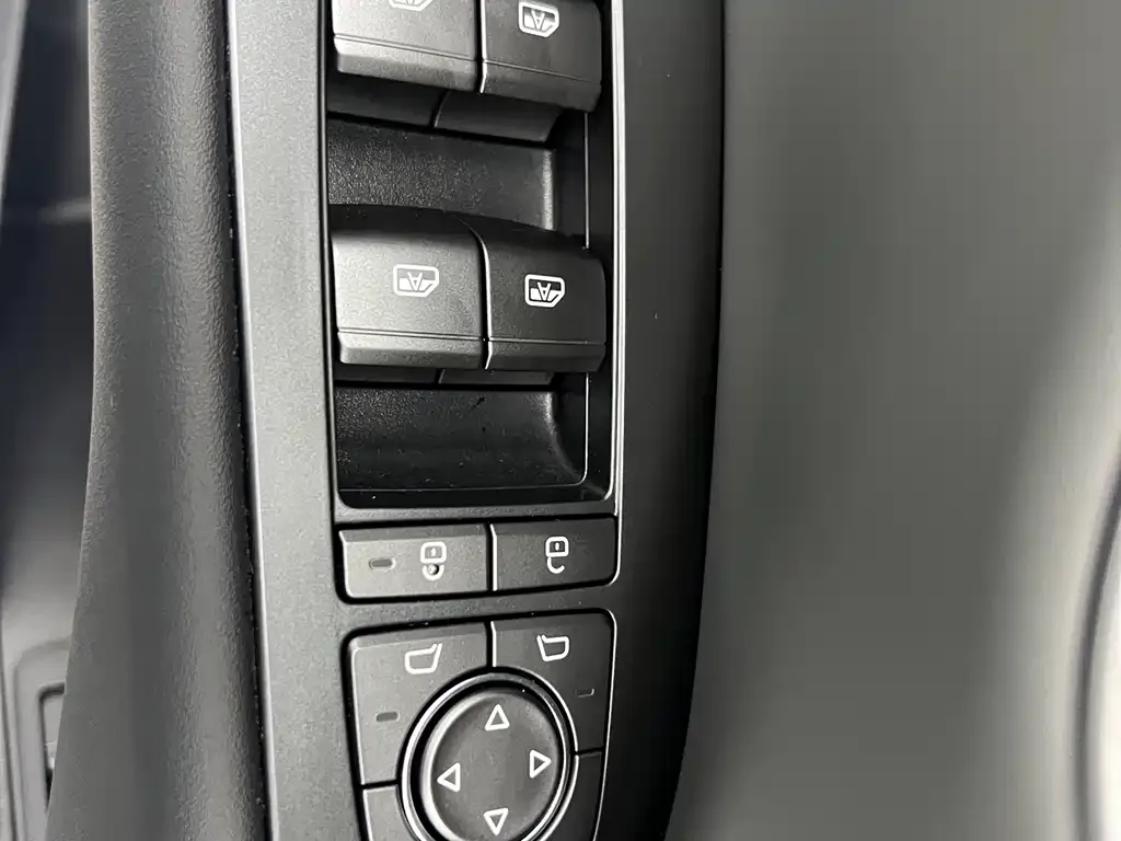 BYD Qin L — фото 4