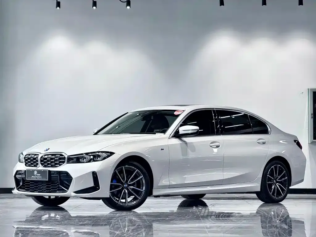 BMW 3 Series 2023 из CN, фото 1