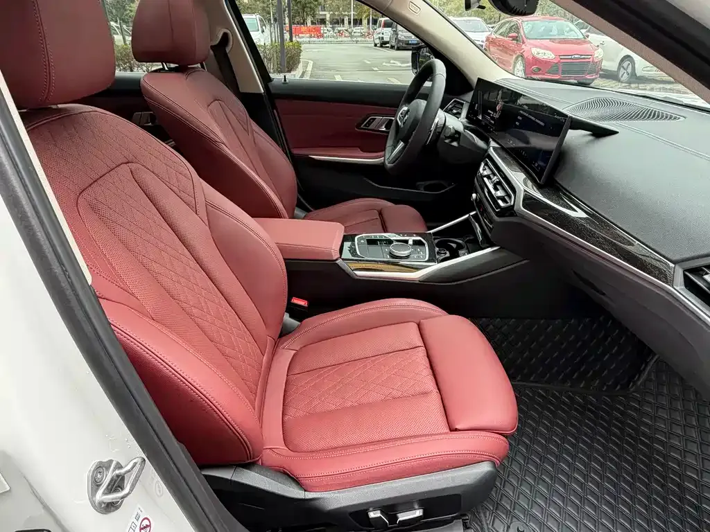 BMW 3 Series 2023 из CN, фото 9