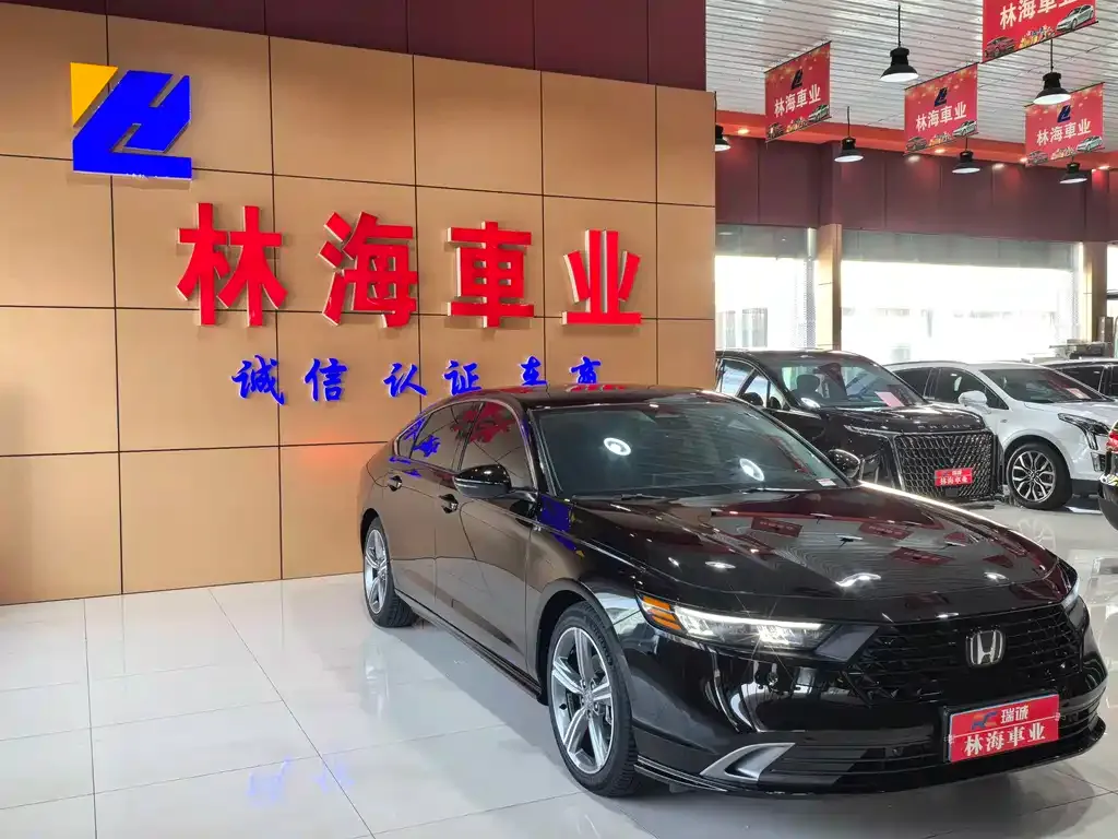 Honda Accord — фото 6