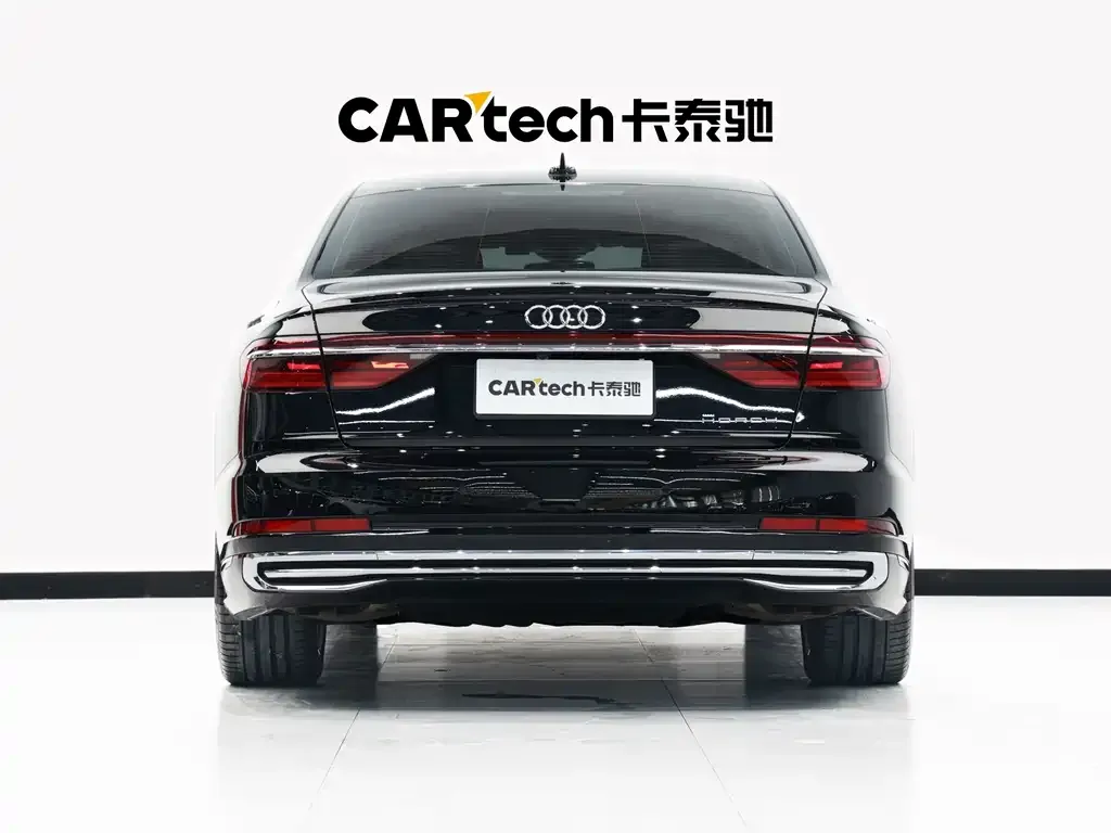 Audi A8 — фото 2