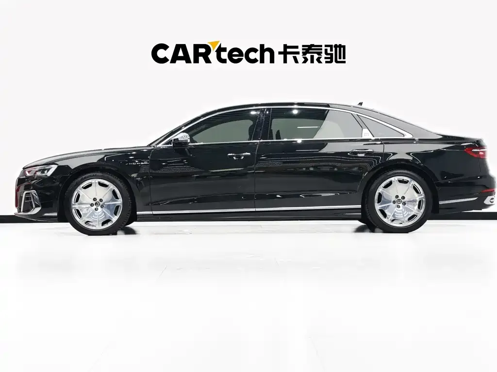 Audi A8 — фото 5