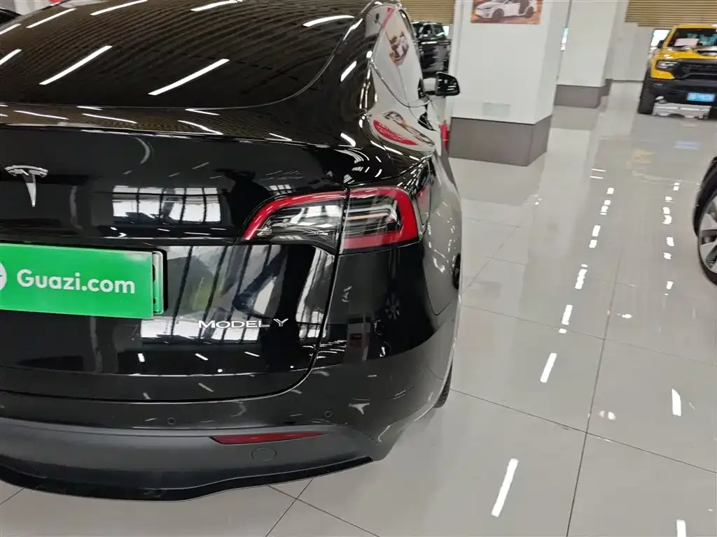 Tesla Model Y 2023 из CN, фото 4