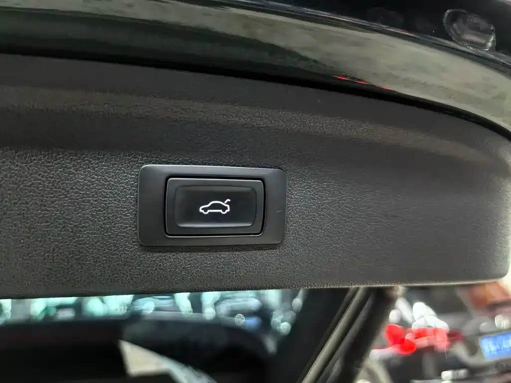Audi A3 2024 из CN, фото 2