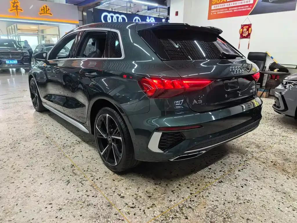 Audi A3 2024 из CN, фото 8