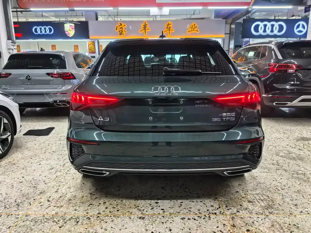 Audi A3 2024 из CN, фото 10