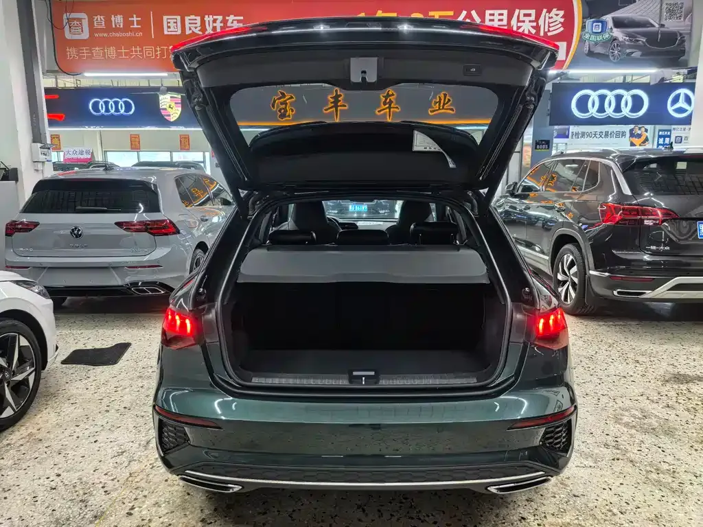 Audi A3 2024 из CN, фото 4