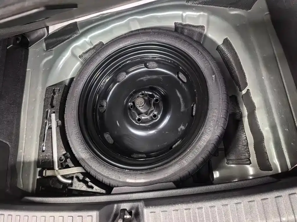 Audi A3 2024 из CN, фото 3