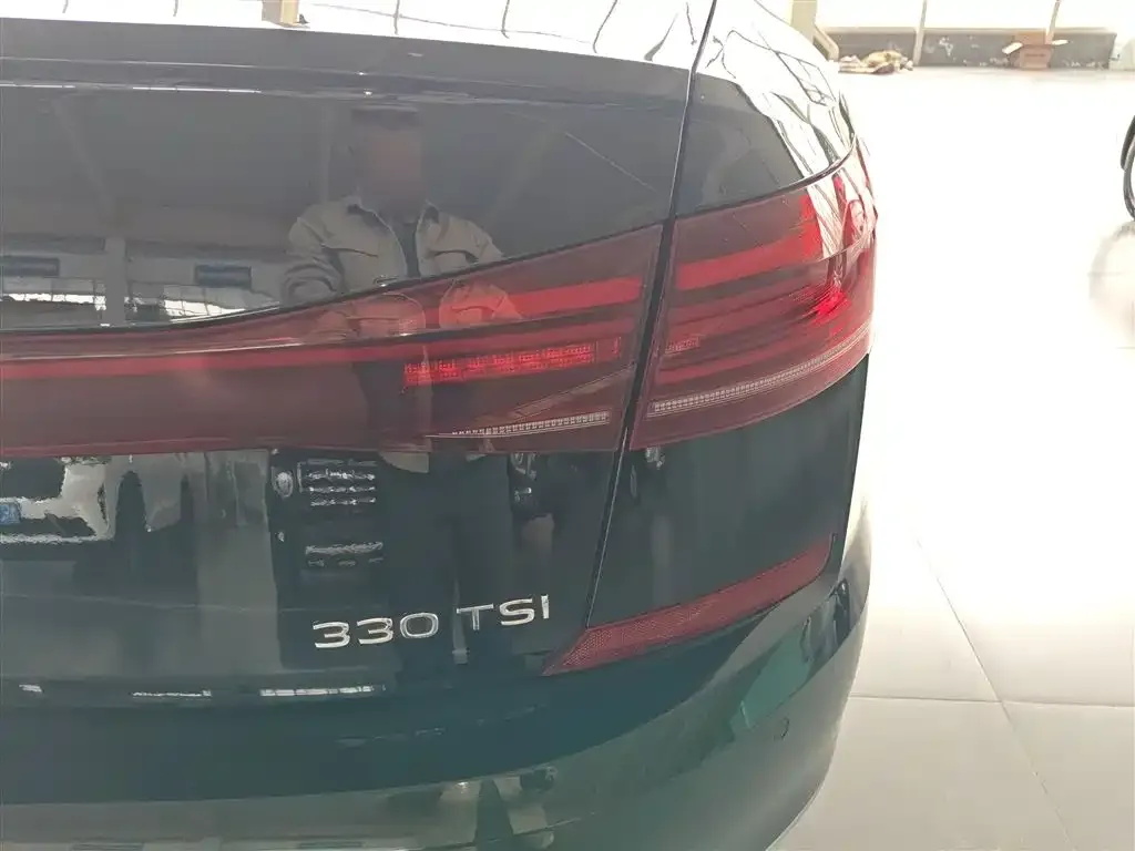 Volkswagen Passat — фото 8