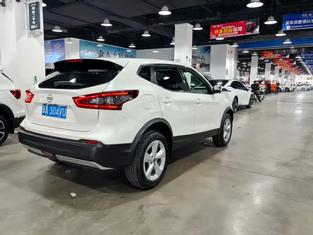 Nissan Qashqai — фото 6