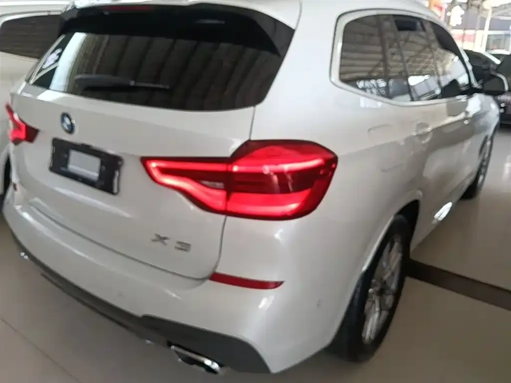 BMW X3 — фото 2