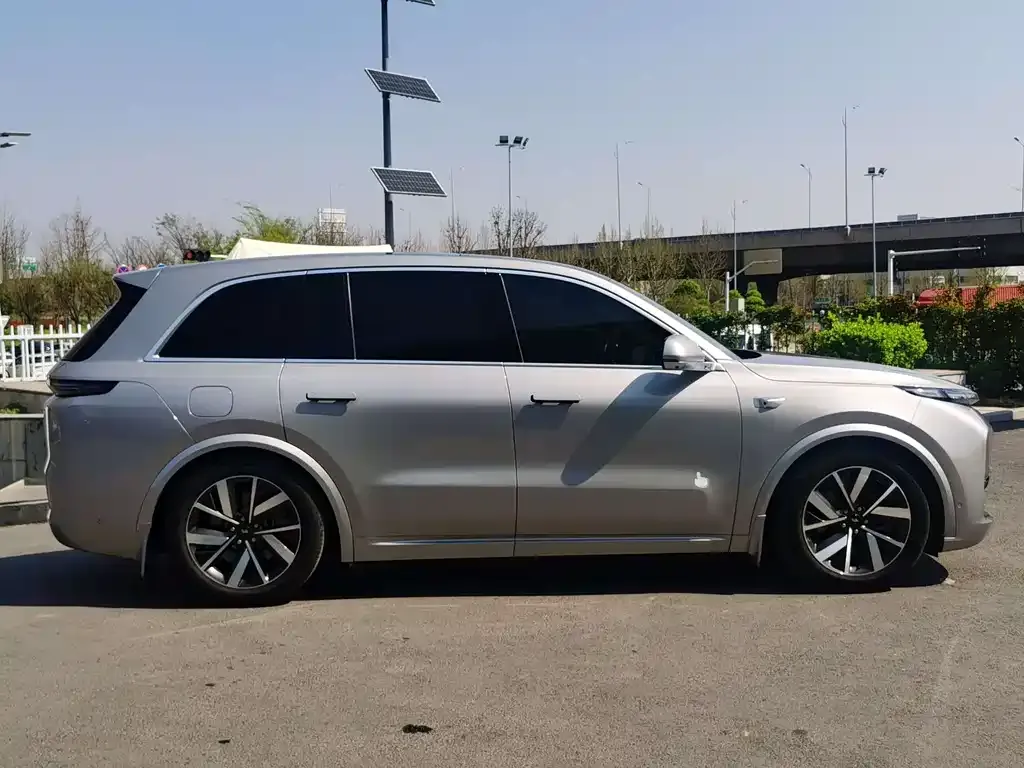 Li Auto L8 2023 из CN, фото 8